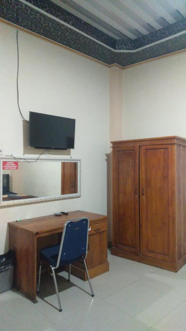 Motel Wisma Reza Palopo Exteriér fotografie